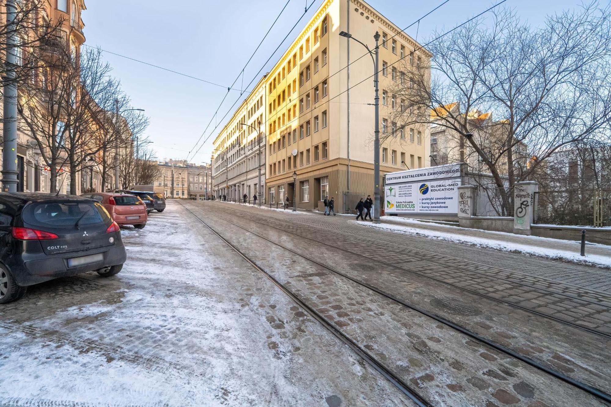 Jasne Studia Very Berry W Centrum Poznania By Noclegi Renters Exterior photo